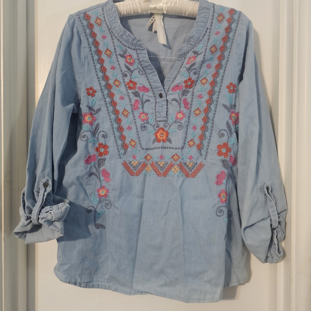 Roper Light Blue Embroidered Blouse